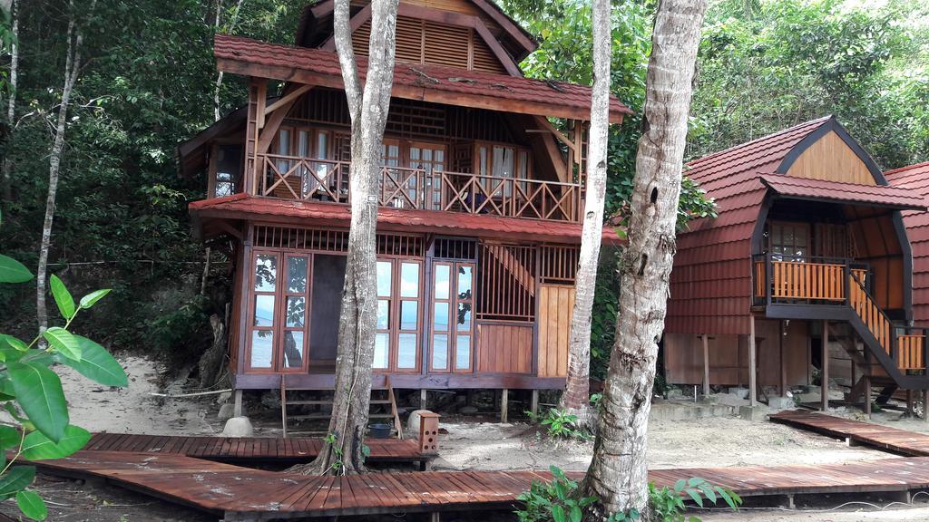 Raja Ampat Dive Resort Tapokreng Екстериор снимка