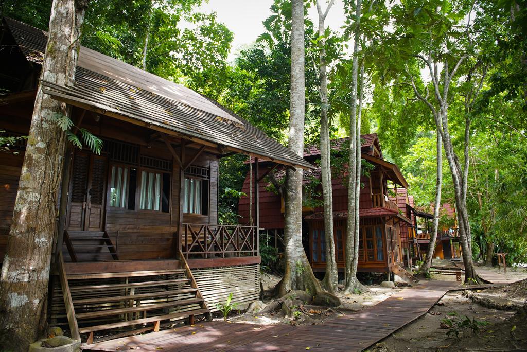 Raja Ampat Dive Resort Tapokreng Екстериор снимка